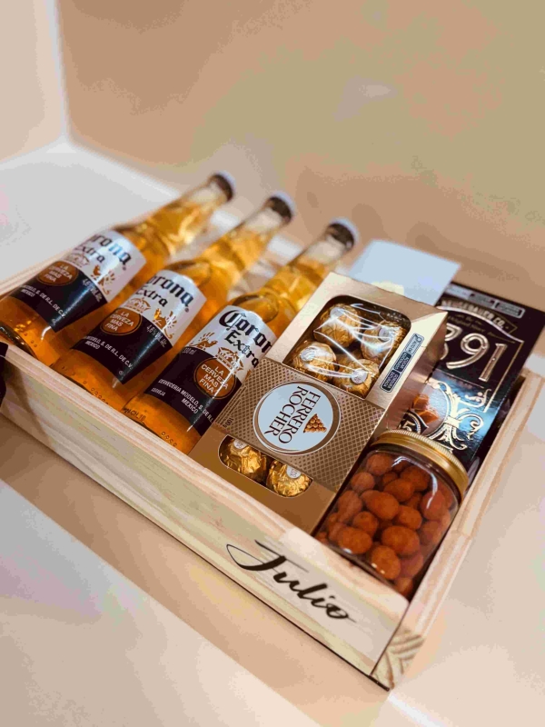 Box Happy Hour