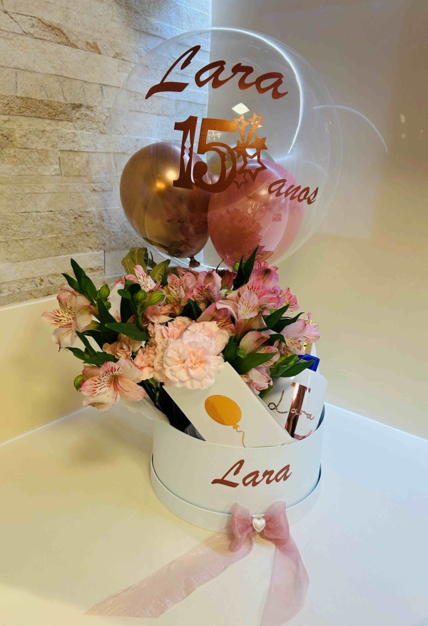 Box Luxo Flores e Chocolates