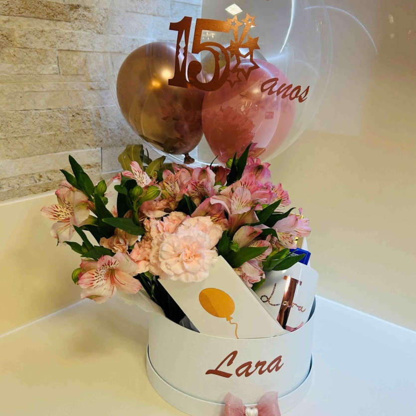Box Luxo Flores e Chocolates