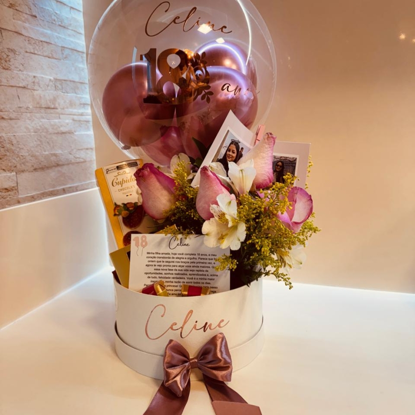 BOX LUXO FLORES E CHOCOLATES FINOS